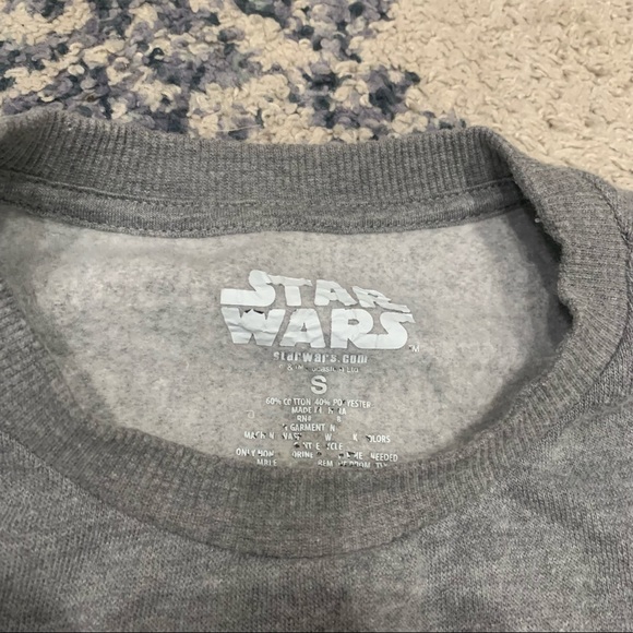 💜3/$20 Star Wars sweatshirt Size Small - Picture 2 of 3